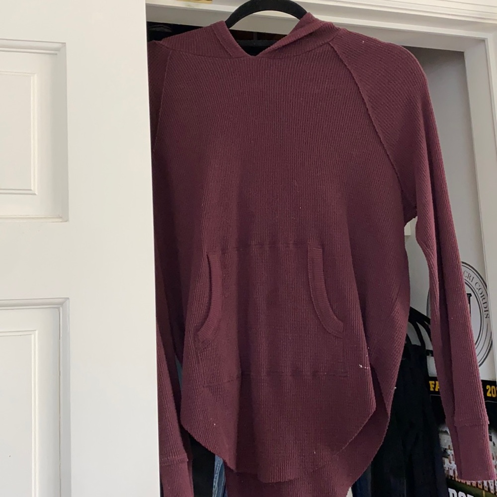 Light weight sweater